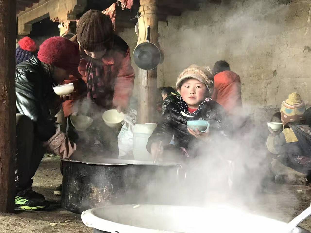 北京星辉碳交易平台有限公司公益回顾丨家国同欢月同圆 温暖满载甘孜州(图10)